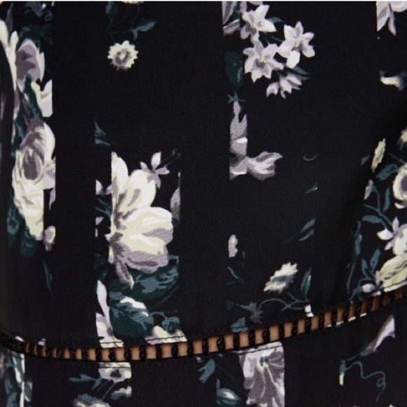 CLUB MONACO Ellery Short Silk Flowy Stripe Abstract Floral Print Black Purple 00 - Picture 4 of 8